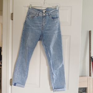 H&M light wash high waisted jeans